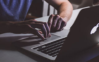 《尖峰时刻2》曾凝聚观众，《尖峰时刻4》恐适得其反