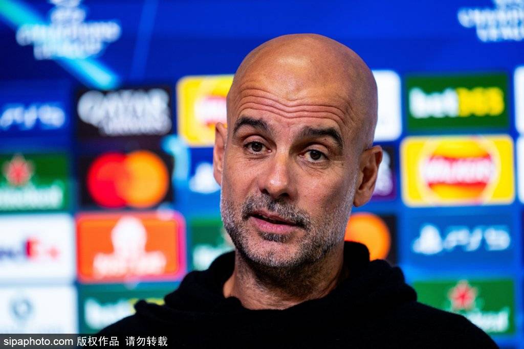 齐祖救火西媒：若输曼城阿隆索可能下课，皇马考虑齐达内带半年