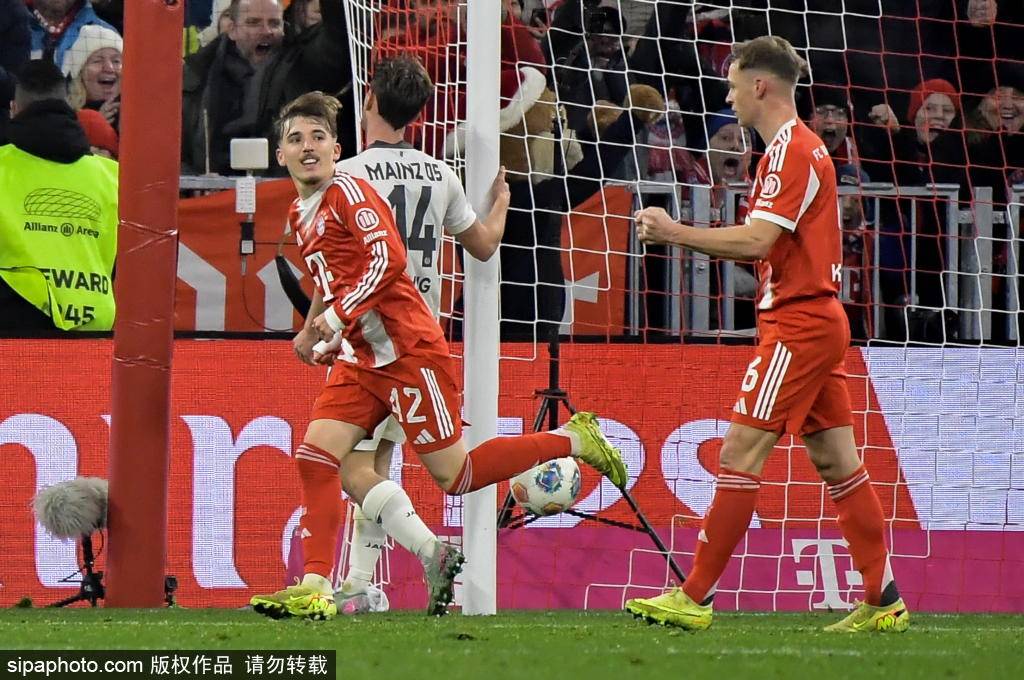 17岁边锋闪耀：疯狂刷新欧冠德甲纪录，天赋溢出背后是孔帕尼支持